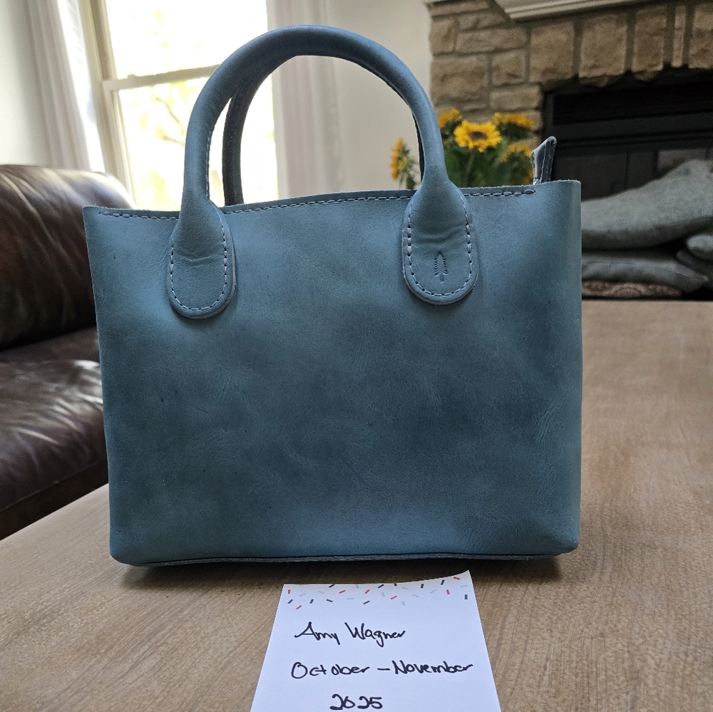Aqua Raindrop, large, with zipper, never used